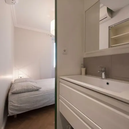 F3 Plein Centre A 50 M דירה *