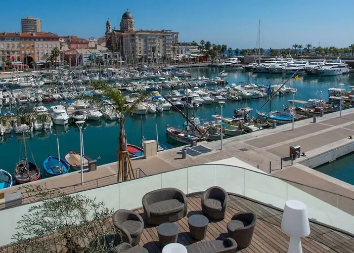 Apartamento F3 Plein Centre A 50 M Saint-Raphaël